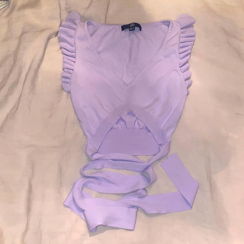 Tie waist knitted lavender crop top